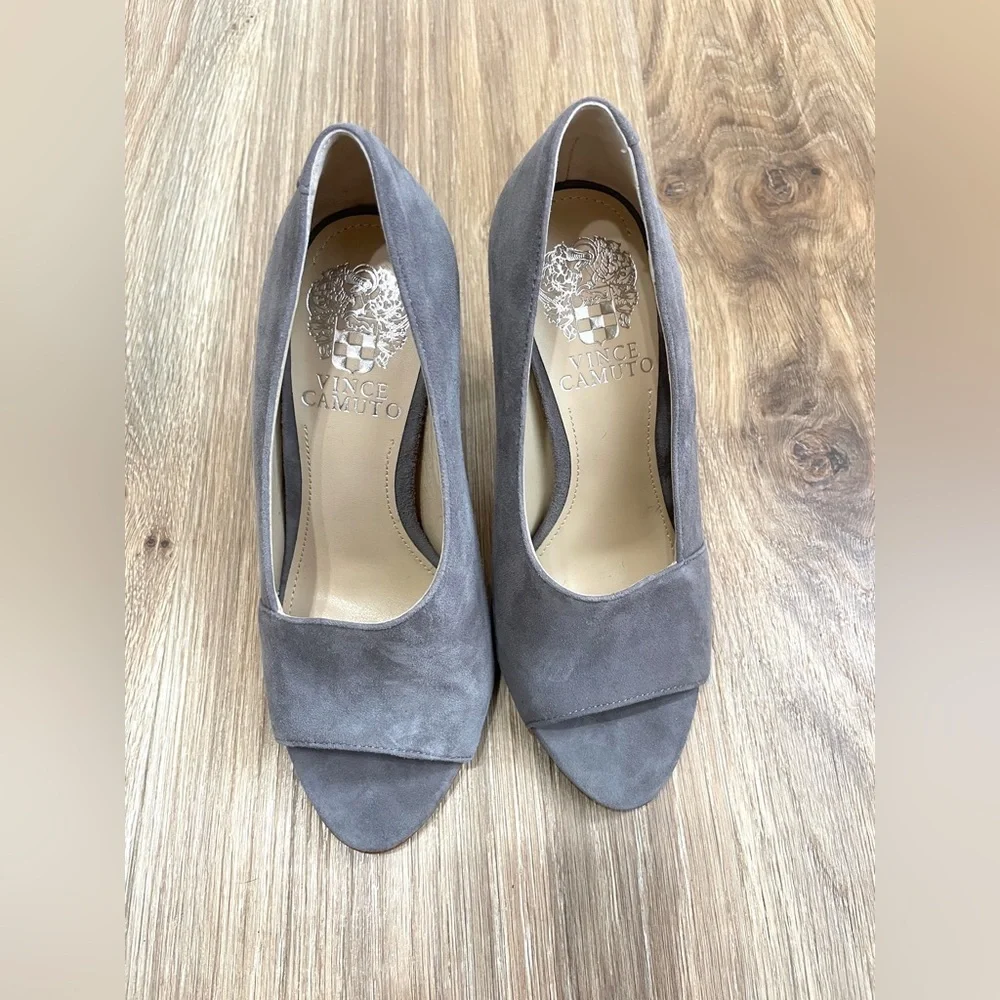 Vince Camuto Rallien size 5.5M magnet grey true velvet Leather suede  NWOB - Picture 3 of 6